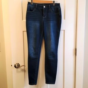 Maurice's mid-rise jeans sz small regular.